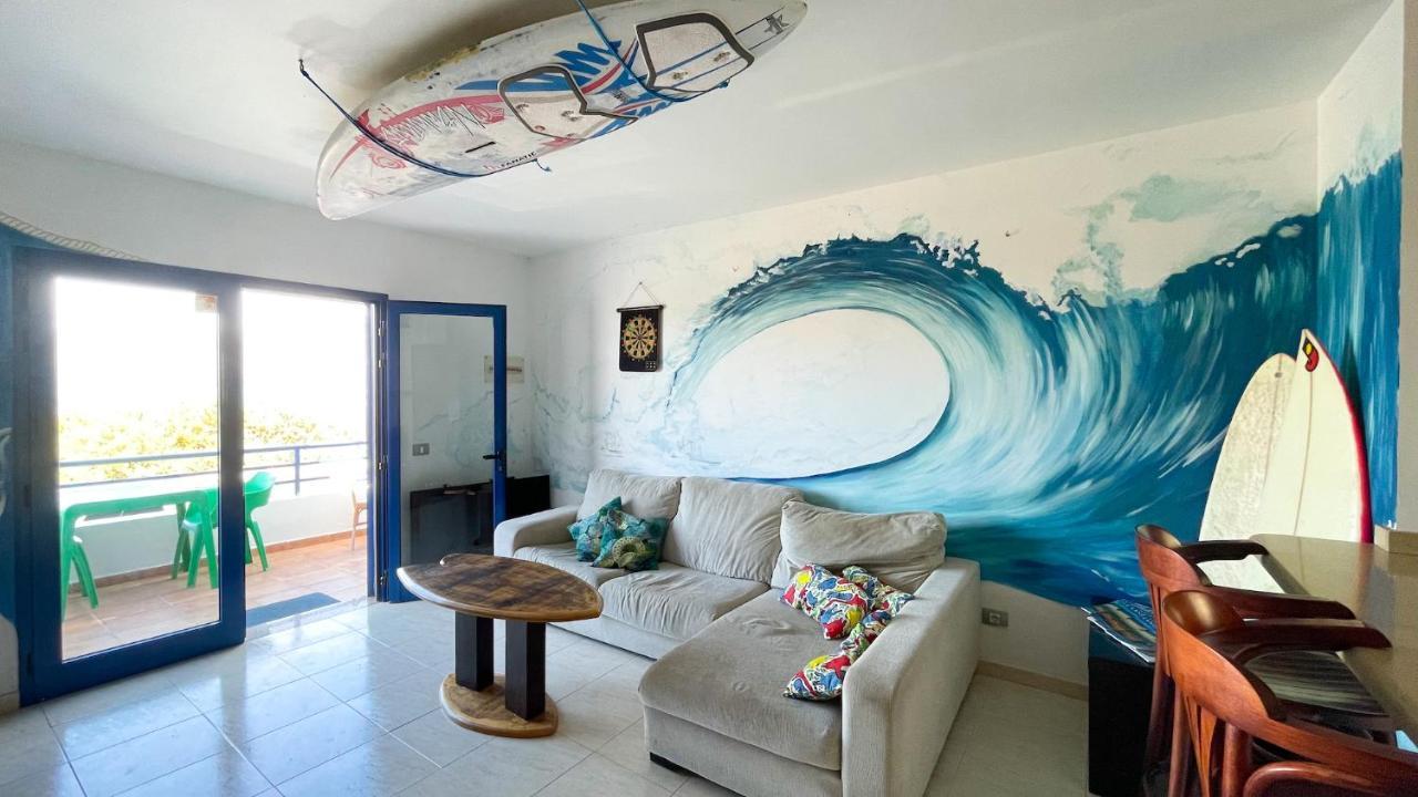 Red Star Surf & Yoga Camp Lanzarote Famara Exterior photo