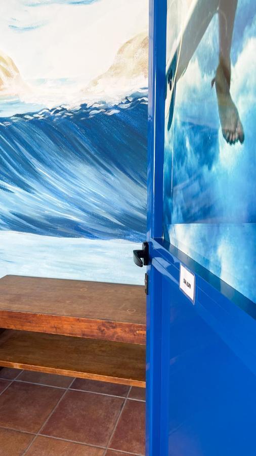 Red Star Surf & Yoga Camp Lanzarote Famara Exterior photo